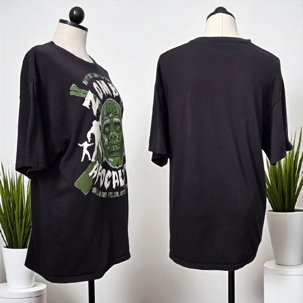 Vintage Delta Zombie Apocalypse Green& Black T-Shirt Halloween Unisex Oversized - Picture 3 of 4
